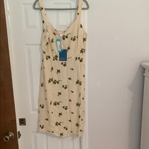 Market & Spruce Beige Dress with Green Floral Design NWT